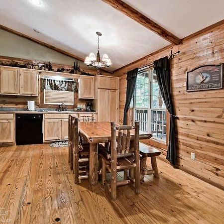 Secluded Cabin Pool Wifi Smart Tvs Beaver Lake Villa Eureka Springs Exterior photo